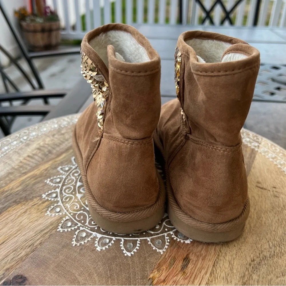 Girls‎ sequin boots